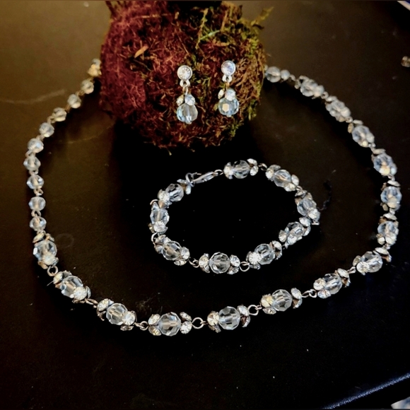 Green Amethyst Necklace, bracelet & Earring Set - Picture 2 of 10